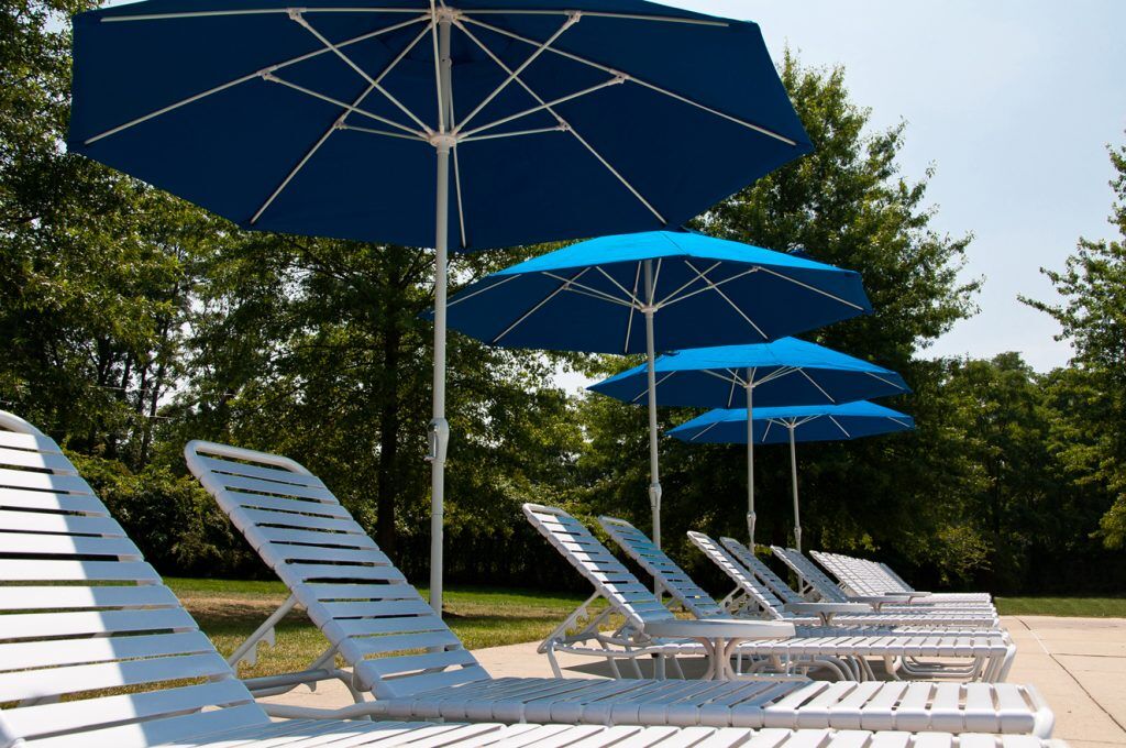 Auto Tilt FG Ribs Outdoor Umbrella