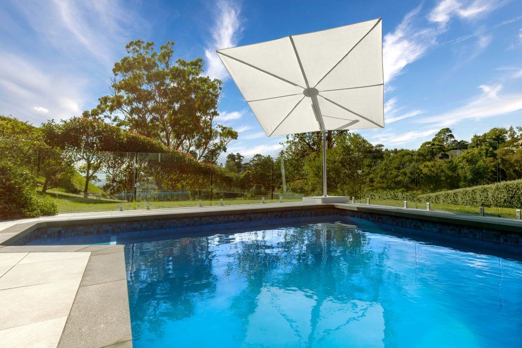 White Versa UX Commercial Cantilever Umbrella