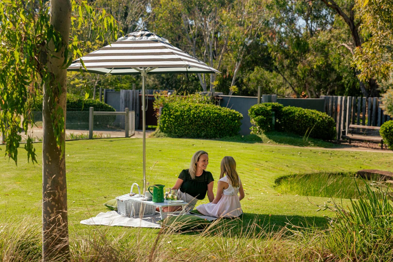 InstantShades Picnic